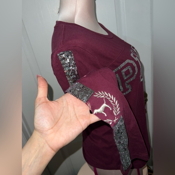 ‼️‼️Last price drop‼️‼️preloved Maroon Red Long sleeve Sequin VS pink top - Picture 14 of 14